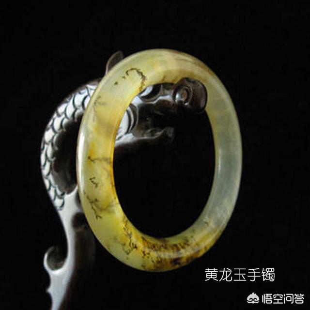 什么样的玉手镯值得购买?-第6张图片-翡翠网 什么样的玉手镯值得购买?-第6张图片-翡翠网