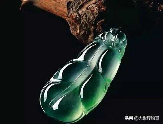 什么样的翡翠具有高收藏价值,应如何挑选?-第1张图片-翡翠网 什么样的翡翠具有高收藏价值,应如何挑选?-第1张图片-翡翠网