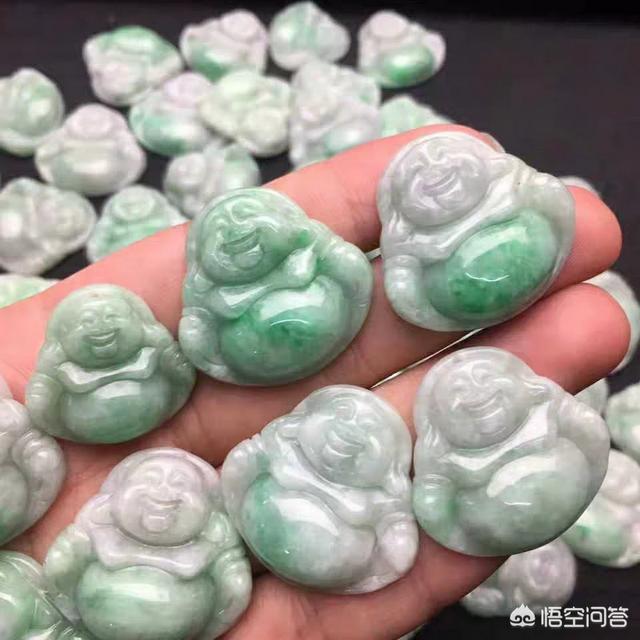 翡翠佛公怎么买比较好?-第6张图片-翡翠网 翡翠佛公怎么买比较好?-第6张图片-翡翠网