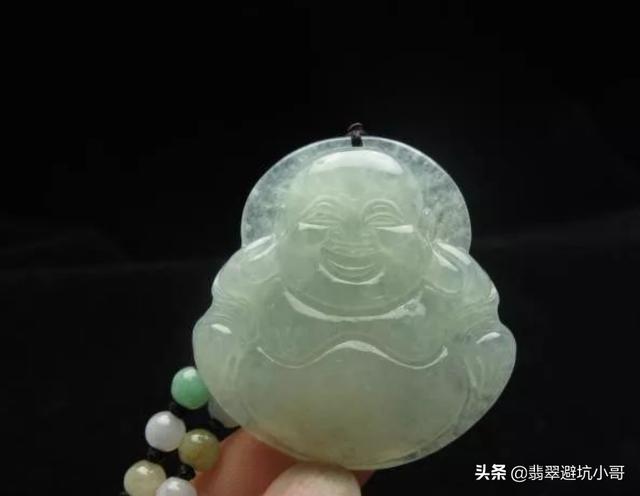 求大神鉴赏一下这个玉佛品质如何？-第2张图片-翡翠网