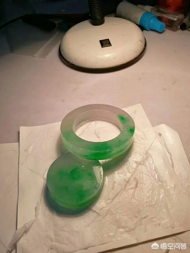 什么是翡翠的变种？翡翠又该如何保养？-第2张图片-翡翠网