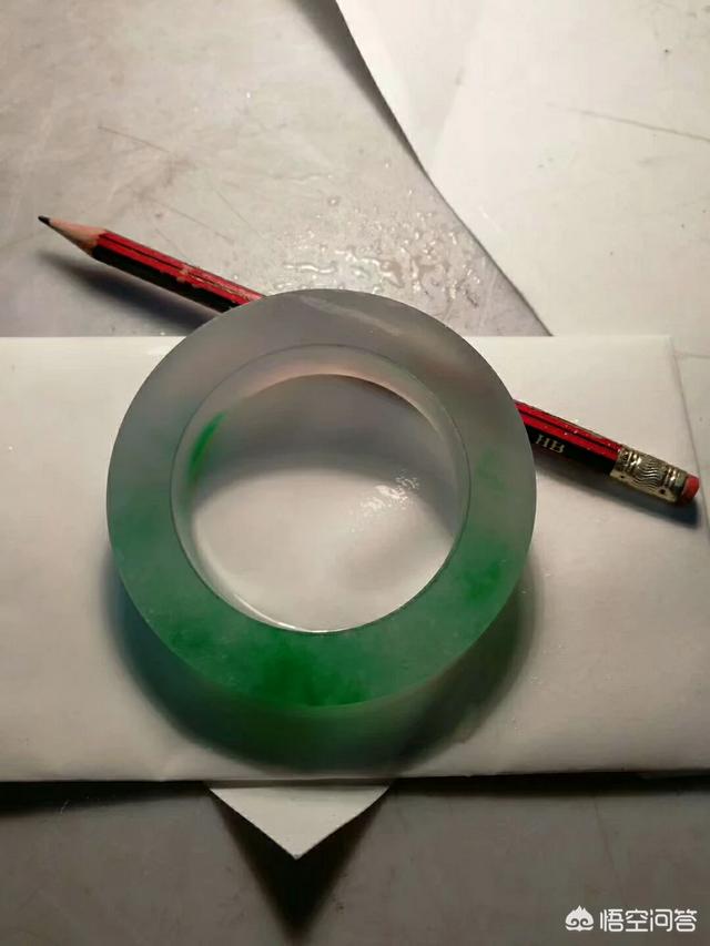 什么是翡翠的变种？翡翠又该如何保养？-第1张图片-翡翠网