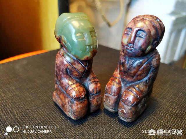 何为古玉中的“周青.战国青”?请举例说明?-第4张图片-翡翠网 何为古玉中的“周青.战国青”?请举例说明?-第4张图片-翡翠网