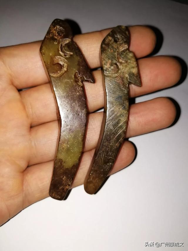 西周“组玉佩”堪称当时顶级配置,片雕既能满足表达的需要又能减轻重量,您赞同吗?-第19张图片-翡翠网 西周“组玉佩”堪称当时顶级配置,片雕既能满足表达的需要又能减轻重量,您赞同吗?-第19张图片-翡翠网