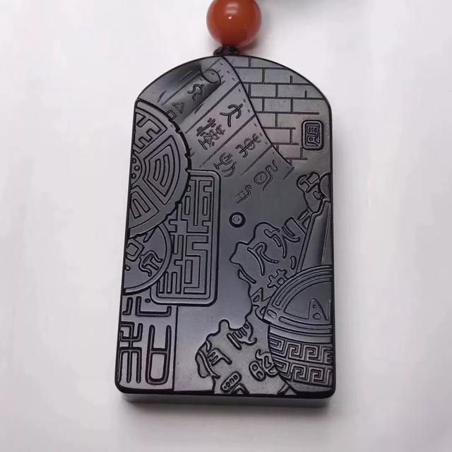 和田墨玉为什么是黑色的?-第8张图片-翡翠网 和田墨玉为什么是黑色的?-第8张图片-翡翠网