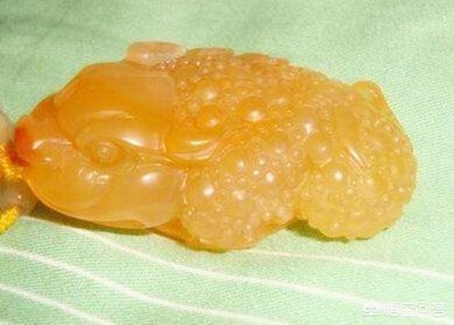 玉的种类有哪些?这是什么玉?-第4张图片-翡翠网 玉的种类有哪些?这是什么玉?-第4张图片-翡翠网