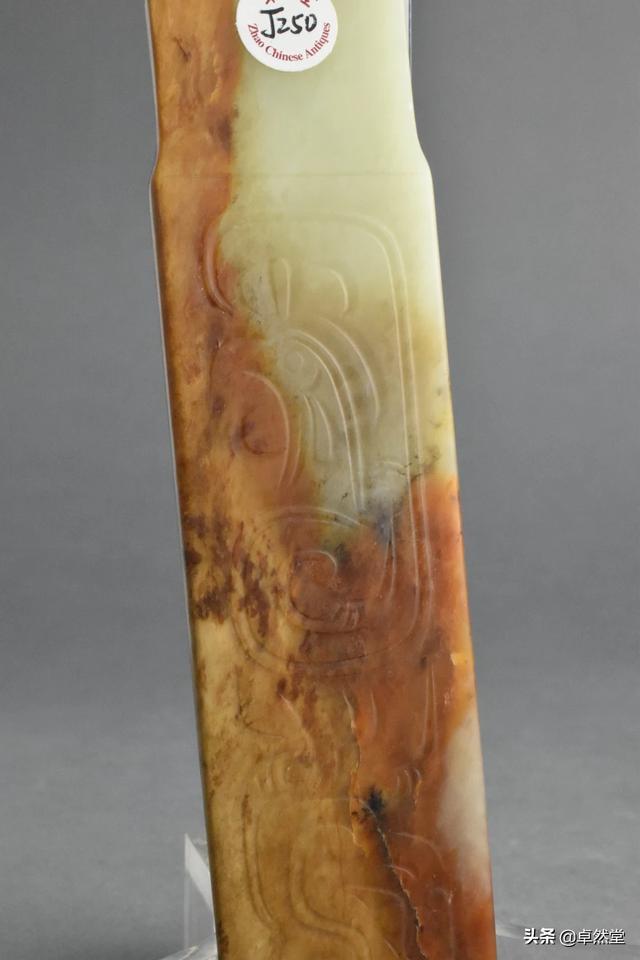 商朝玉器与西周玉器在纹饰和雕刻手法上相似度较高,您是如何来识别区分的?-第7张图片-翡翠网 商朝玉器与西周玉器在纹饰和雕刻手法上相似度较高,您是如何来识别区分的?-第7张图片-翡翠网