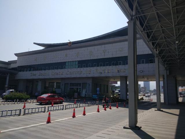 真实的云南缅甸边境是什么样的?-第5张图片-翡翠网 真实的云南缅甸边境是什么样的?-第5张图片-翡翠网