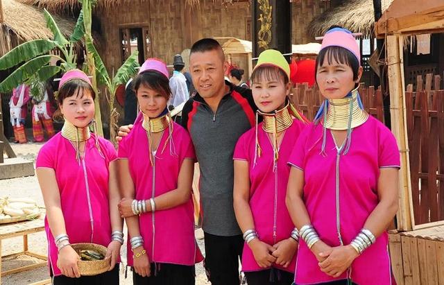 云南瑞丽除了有全国最出名的翡翠特色外,还有什么好玩的景点?-第6张图片-翡翠网 云南瑞丽除了有全国最出名的翡翠特色外,还有什么好玩的景点?-第6张图片-翡翠网