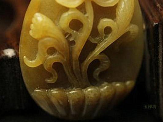有什么关于糖玉的知识?-第10张图片-翡翠网 有什么关于糖玉的知识?-第10张图片-翡翠网