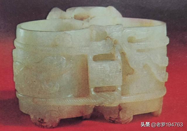 蛇纹玉和和田玉高度相似,如何区分?-第5张图片-翡翠网 蛇纹玉和和田玉高度相似,如何区分?-第5张图片-翡翠网