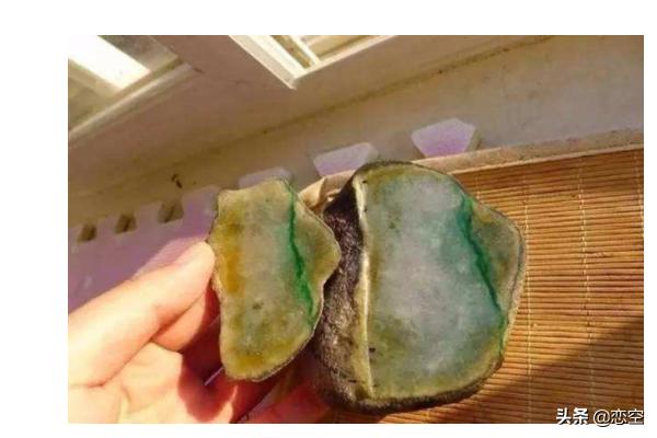 网购翡翠为啥便宜？-第2张图片-翡翠网