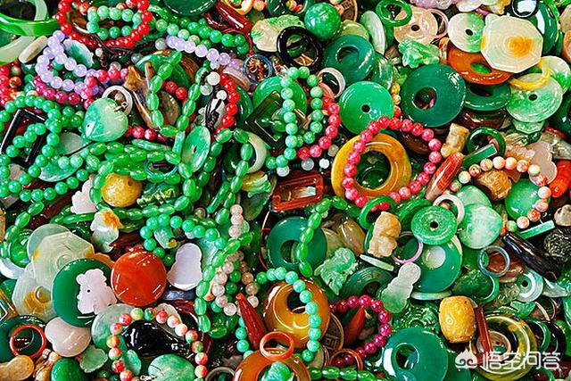 哪里的翡翠品质最好?-第1张图片-翡翠网 哪里的翡翠品质最好?-第1张图片-翡翠网