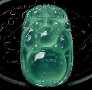 水沫子与玻璃种翡翠看着很像，怎样区别呢？-第4张图片-翡翠网