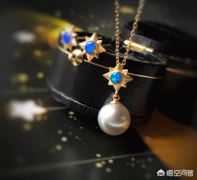 首饰要24小时贴身佩戴吗?洗澡睡觉摘不摘?-第2张图片-翡翠网 首饰要24小时贴身佩戴吗?洗澡睡觉摘不摘?-第2张图片-翡翠网