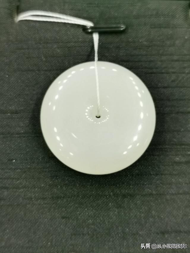 玉养人是指翡翠还是和田玉？-第1张图片-翡翠网