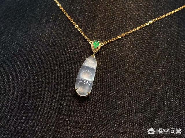 什么样的项链吊坠比较好看?-第8张图片-翡翠网 什么样的项链吊坠比较好看?-第8张图片-翡翠网