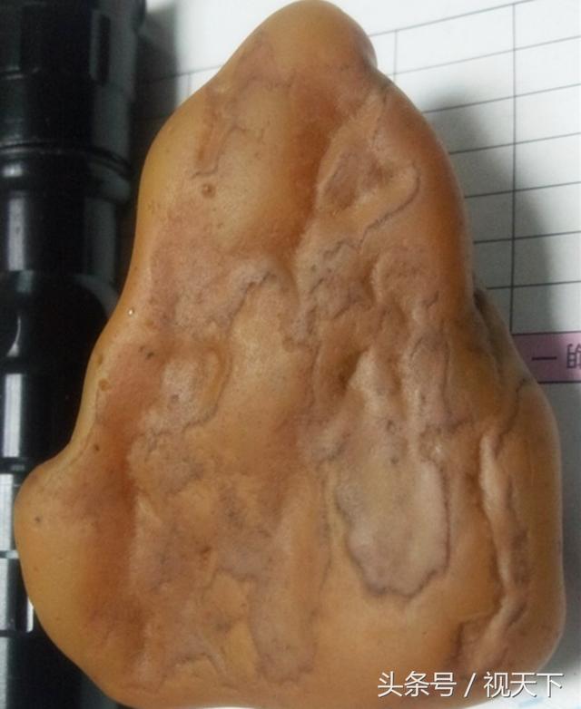 什么样的黄龙玉好?-第4张图片-翡翠网 什么样的黄龙玉好?-第4张图片-翡翠网