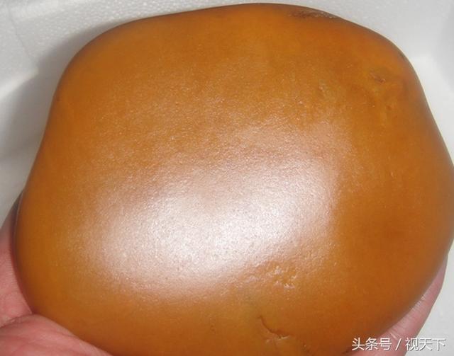 什么样的黄龙玉好?-第1张图片-翡翠网 什么样的黄龙玉好?-第1张图片-翡翠网