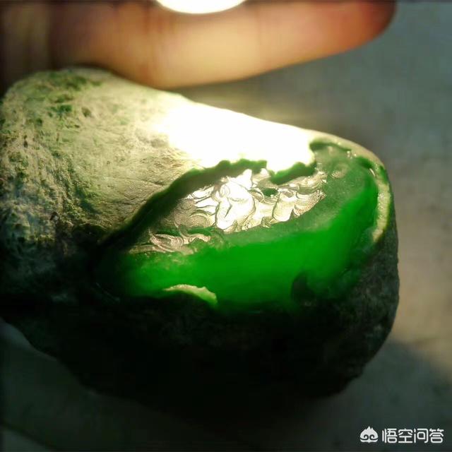 老坑冰种越绿越好吗？-第1张图片-翡翠网