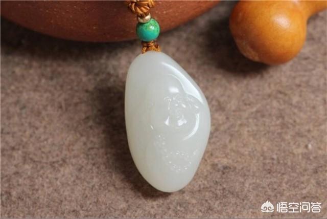 佩戴翡翠玉佛有什么好处和寓意?-第2张图片-翡翠网 佩戴翡翠玉佛有什么好处和寓意?-第2张图片-翡翠网