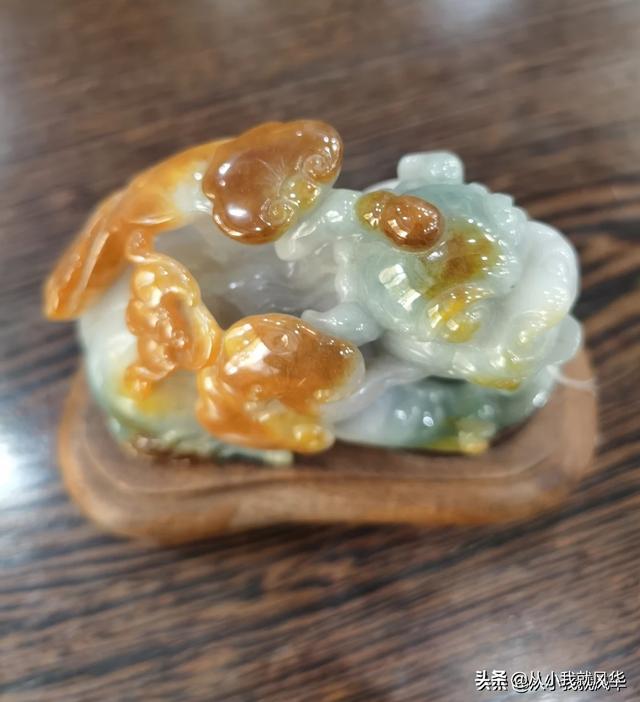 想买块手把玉,1000左右,有合适的可以推荐下吗?-第1张图片-翡翠网 想买块手把玉,1000左右,有合适的可以推荐下吗?-第1张图片-翡翠网