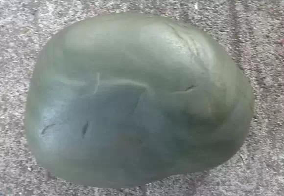 和田玉摸起来是一种什么手感?-第9张图片-翡翠网 和田玉摸起来是一种什么手感?-第9张图片-翡翠网