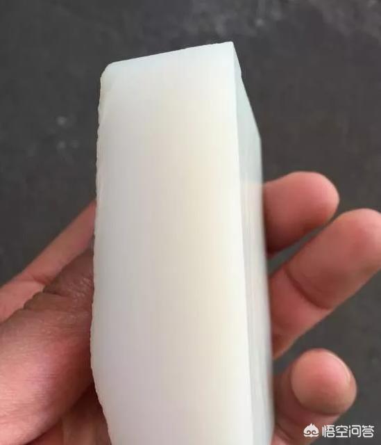 和田玉山料值钱吗？-第9张图片-翡翠网