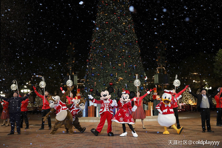 香港迪士尼乐园双十一推出“买一送一”年度最超值度假套餐-第4张图片-翡翠网 香港迪士尼乐园双十一推出“买一送一”年度最超值度假套餐-第4张图片-翡翠网