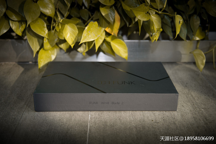 iFunk翼 | 14寸+全金属+8G内存超值超极本-第1张图片-翡翠网 iFunk翼 | 14寸+全金属+8G内存超值超极本-第1张图片-翡翠网