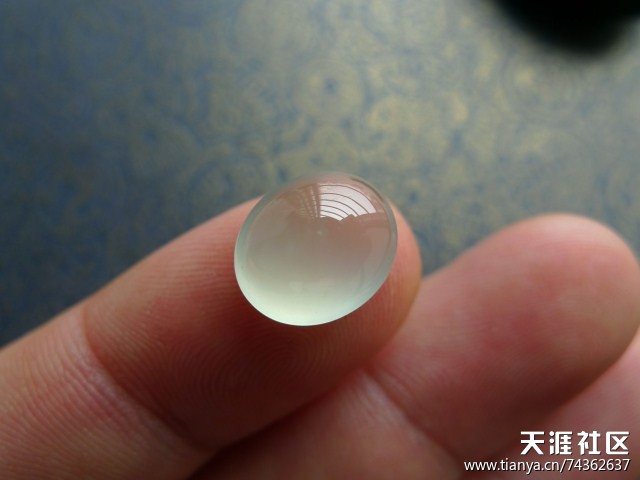 【大器翡翠】—— 一堆 玻璃种 高冰种 翡翠蛋面!-第6张图片-翡翠网 【大器翡翠】—— 一堆 玻璃种 高冰种 翡翠蛋面!-第6张图片-翡翠网