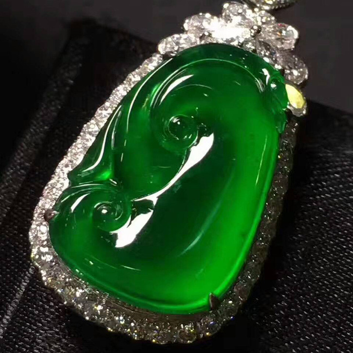 不知道翡翠是怎么来的,怎么能辨别真假呢?-第6张图片-翡翠网 不知道翡翠是怎么来的,怎么能辨别真假呢?-第6张图片-翡翠网