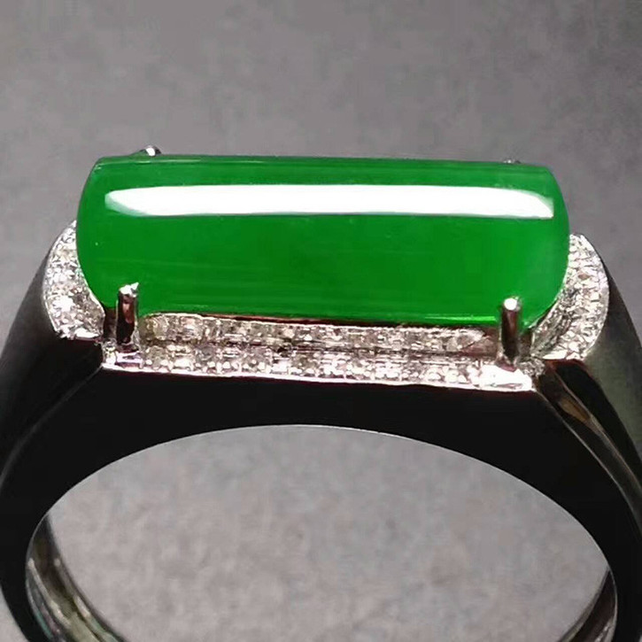 不知道翡翠是怎么来的,怎么能辨别真假呢?-第11张图片-翡翠网 不知道翡翠是怎么来的,怎么能辨别真假呢?-第11张图片-翡翠网