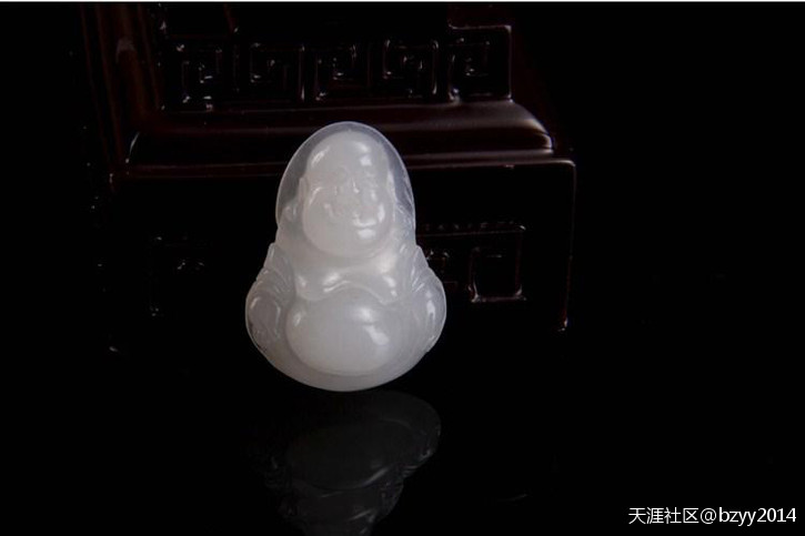 和田玉挂件选购三诀窍(转载)-第1张图片-翡翠网