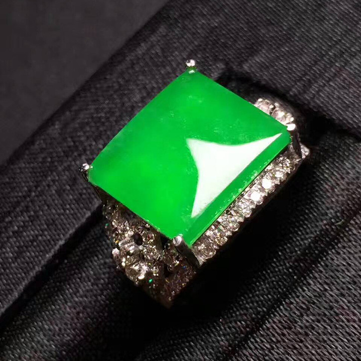 不知道翡翠是怎么来的,怎么能辨别真假呢?-第15张图片-翡翠网 不知道翡翠是怎么来的,怎么能辨别真假呢?-第15张图片-翡翠网