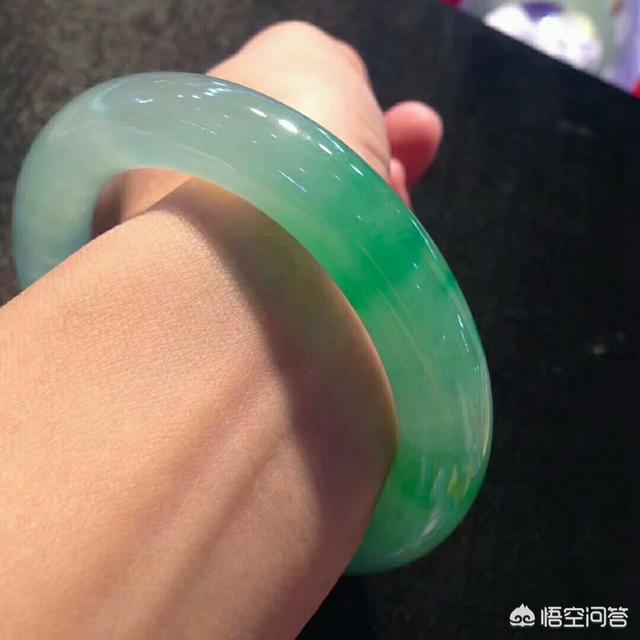 翡翠玉石未来的发展趋势是怎样的?-第5张图片-翡翠网 翡翠玉石未来的发展趋势是怎样的?-第5张图片-翡翠网