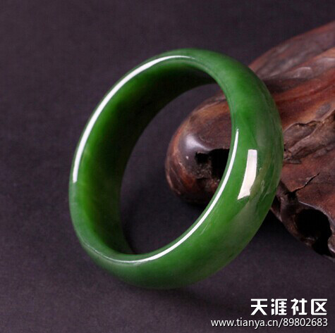 《碧玉张》手镯取不下来的最后绝招----捆绳取镯法-第1张图片-翡翠网