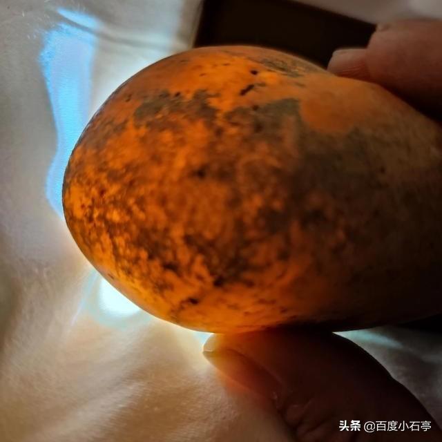 吴忠黄河滩上捡的，请教各位前辈是不是黄河玉？-第2张图片-翡翠网