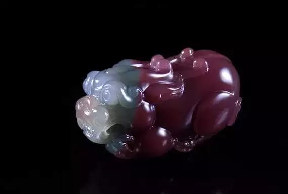 这是什么玉石?有收藏价值吗?-第5张图片-翡翠网 这是什么玉石?有收藏价值吗?-第5张图片-翡翠网