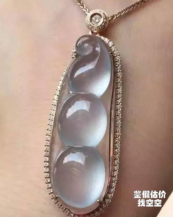 翡翠吊坠上有裂纹怎么处理?-第3张图片-翡翠网 翡翠吊坠上有裂纹怎么处理?-第3张图片-翡翠网