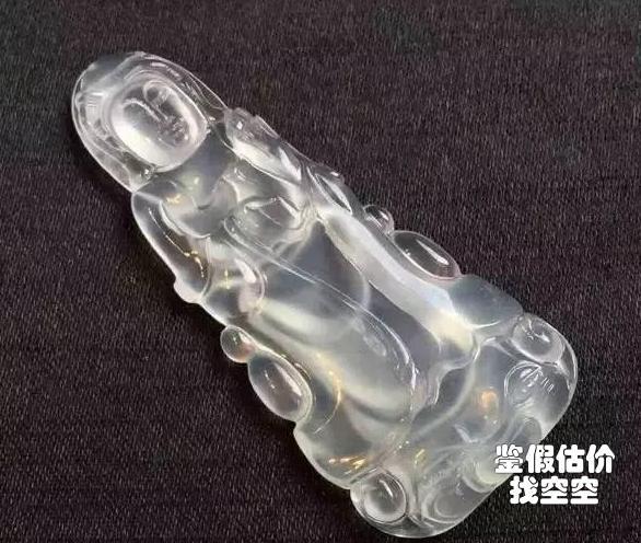 翡翠吊坠上有裂纹怎么处理?-第2张图片-翡翠网 翡翠吊坠上有裂纹怎么处理?-第2张图片-翡翠网