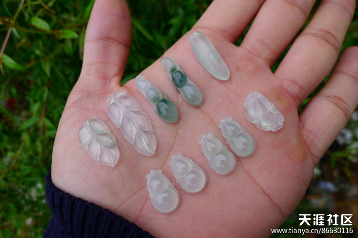 缅甸翡翠A货 阳美出品 冰种三彩福寿牌子一对 吊坠/挂件-第32张图片-翡翠网 缅甸翡翠A货 阳美出品 冰种三彩福寿牌子一对 吊坠/挂件-第32张图片-翡翠网