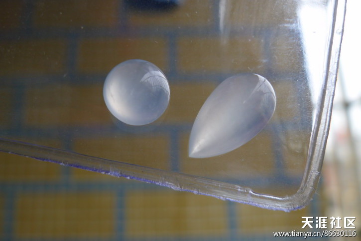 缅甸翡翠A货 阳美出品 冰种三彩福寿牌子一对 吊坠/挂件-第30张图片-翡翠网 缅甸翡翠A货 阳美出品 冰种三彩福寿牌子一对 吊坠/挂件-第30张图片-翡翠网