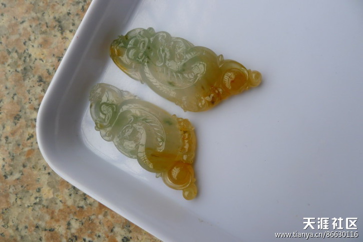 缅甸翡翠A货 阳美出品 冰种三彩福寿牌子一对 吊坠/挂件-第4张图片-翡翠网 缅甸翡翠A货 阳美出品 冰种三彩福寿牌子一对 吊坠/挂件-第4张图片-翡翠网