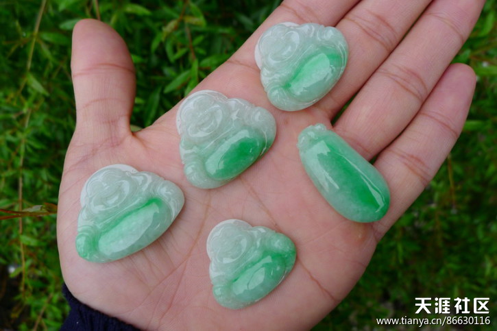 缅甸翡翠A货 阳美出品 冰种三彩福寿牌子一对 吊坠/挂件-第12张图片-翡翠网 缅甸翡翠A货 阳美出品 冰种三彩福寿牌子一对 吊坠/挂件-第12张图片-翡翠网