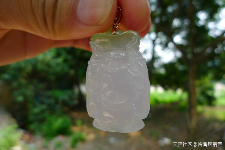 上NeW:阳绿蛋面吊坠、佛公、叶子、平安扣、耳钉、戒指等-第14张图片-翡翠网 上NeW:阳绿蛋面吊坠、佛公、叶子、平安扣、耳钉、戒指等-第14张图片-翡翠网