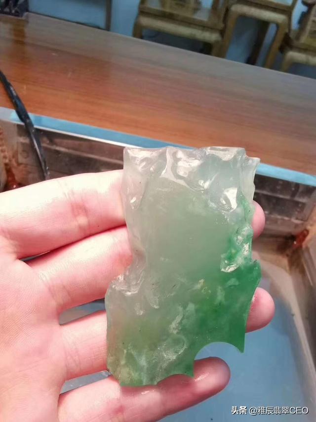 最近看了好多的玉石，想加入玉石行业，有没有懂这行的，能不能给些建议？-第1张图片-翡翠网