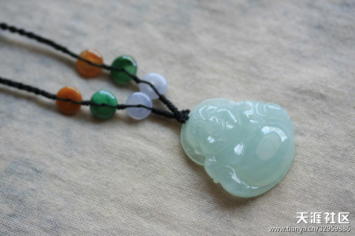 『蓝魔翡翠』一贴多物,黄花梨手串,精美的花件,手镯,手机链-第15张图片-翡翠网 『蓝魔翡翠』一贴多物,黄花梨手串,精美的花件,手镯,手机链-第15张图片-翡翠网