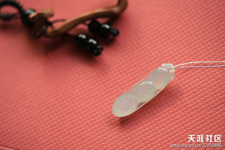 『蓝魔翡翠』一贴多物,黄花梨手串,精美的花件,手镯,手机链-第7张图片-翡翠网 『蓝魔翡翠』一贴多物,黄花梨手串,精美的花件,手镯,手机链-第7张图片-翡翠网