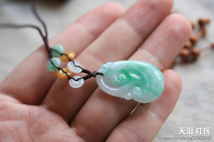 『蓝魔翡翠』一贴多物,黄花梨手串,精美的花件,手镯,手机链-第44张图片-翡翠网 『蓝魔翡翠』一贴多物,黄花梨手串,精美的花件,手镯,手机链-第44张图片-翡翠网